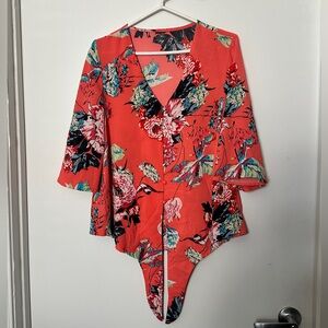 Coral salmon color three quarter 3/4 length wide sleeve front tie blouse size M